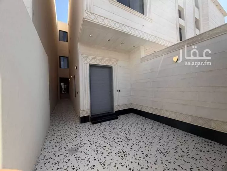 دور للبيع في شارع محمد بن مانع, حي القادسية, مدينة الرياض, منطقة الرياض صورة 2