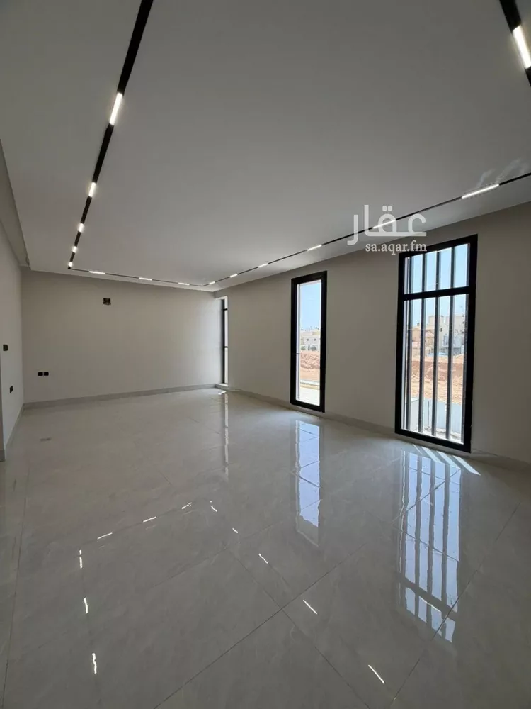 Villa for Sale in Riyadh Al Qadisiyah 9