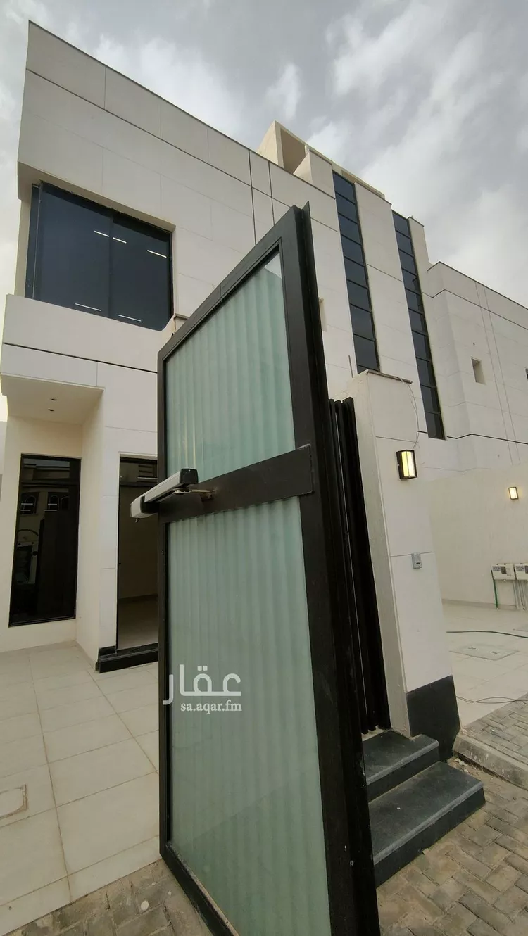 دور للبيع في شارع علي البيتي, حي الرمال, مدينة الرياض, منطقة الرياض صورة 3