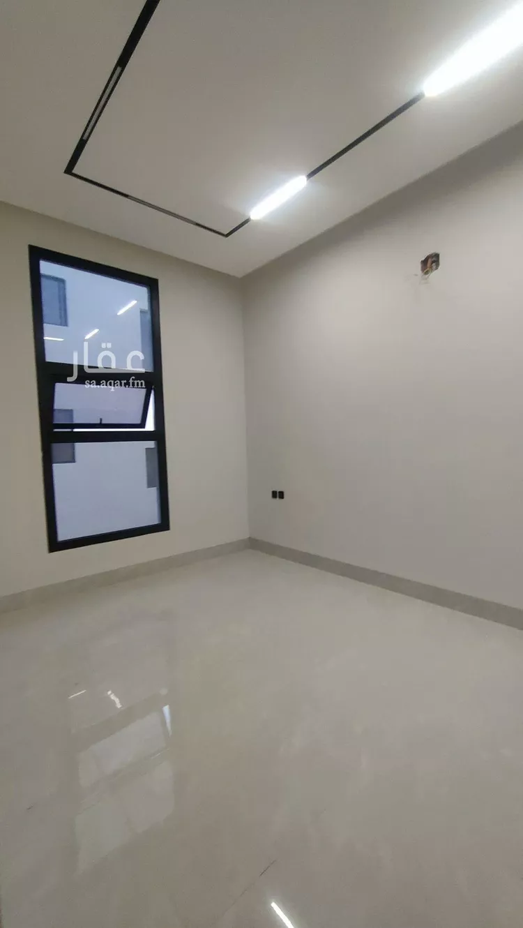 دور للبيع في شارع محمد بن همام, حي المعيزيلة, مدينة الرياض, منطقة الرياض 15