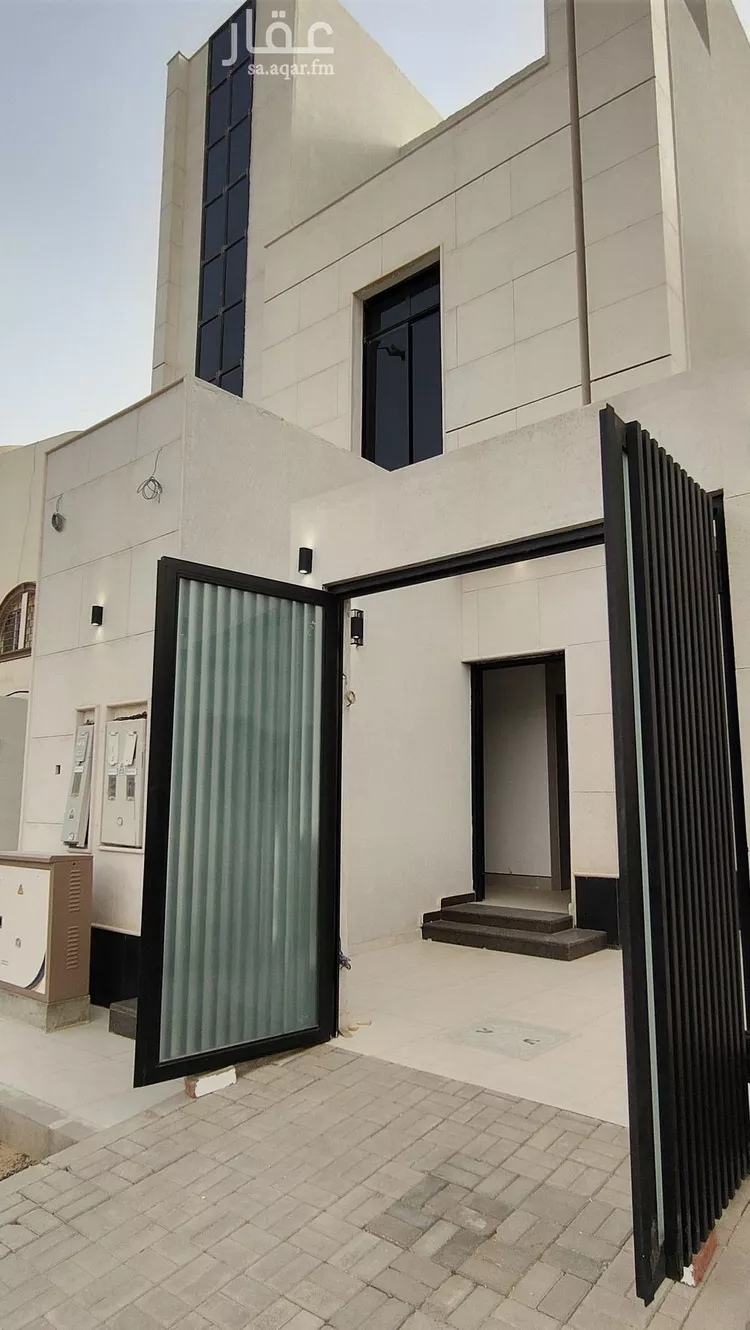 دور للبيع في شارع الصالح, حي قرطبة, مدينة الرياض, منطقة الرياض صورة 2