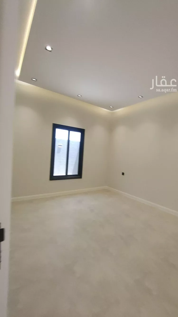دور للبيع في شارع زينب بنت أبي سلمة, حي الرمال, مدينة الرياض, منطقة الرياض صورة 2