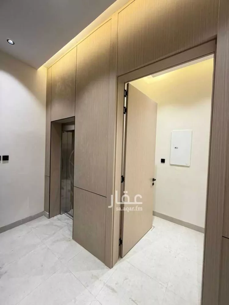 دور للبيع في شارع غياث ابن فارس, حي الرمال, مدينة الرياض, منطقة الرياض صورة 3