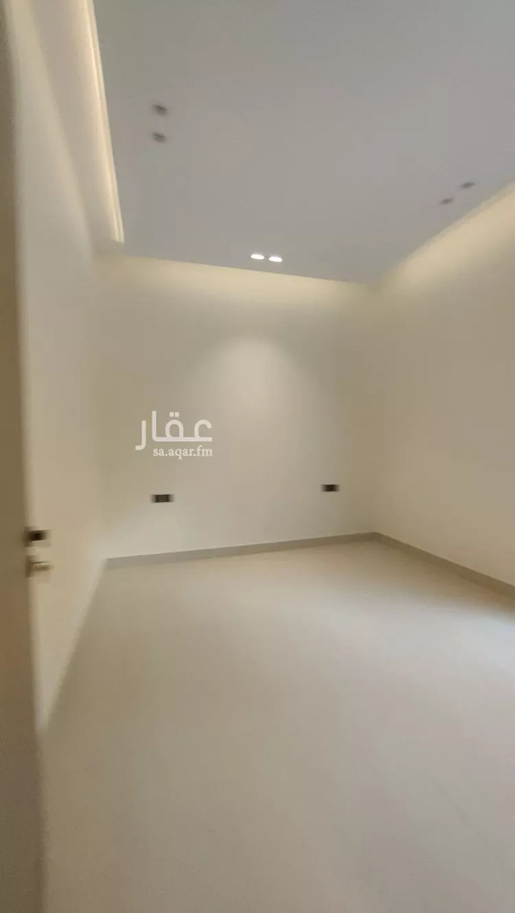 دور للبيع في شارع أحمد الواعظ, حي اليرموك, مدينة الرياض, منطقة الرياض 17