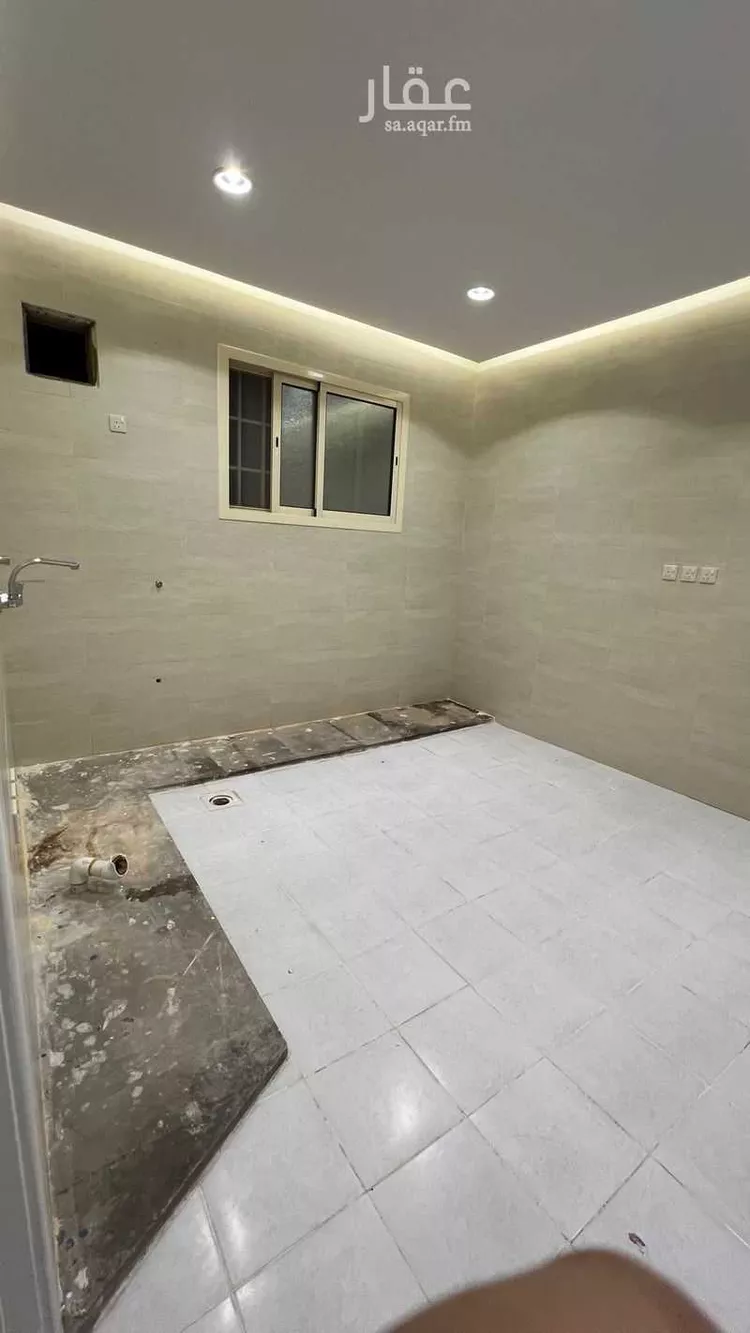 فيلا للإيجار في شارع الشيخ عبدالعزيز عبدالرحمن المسند, حي التخصصي, مدينة بريدة, منطقة القصيم صورة 4