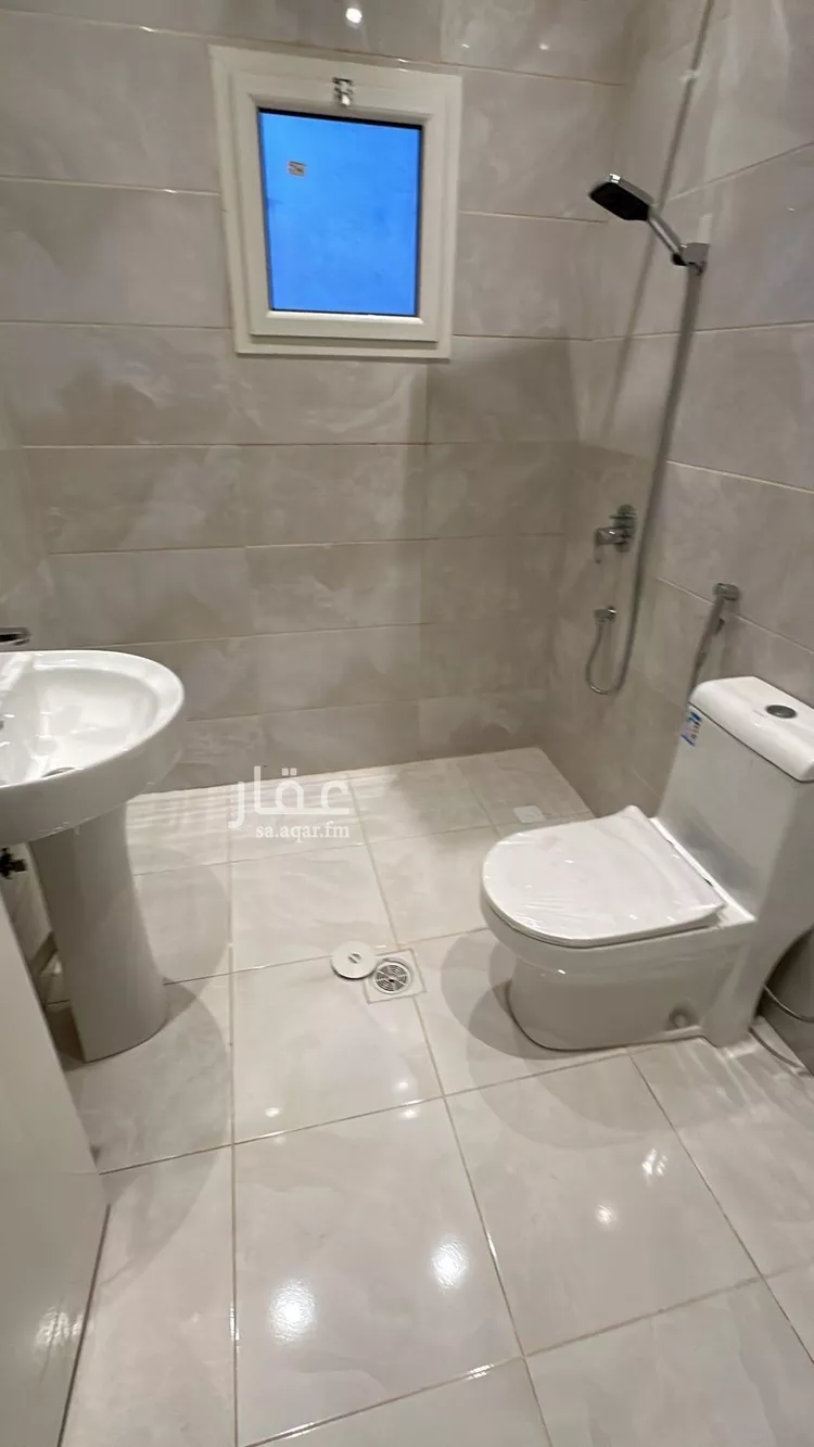 شقة للإيجار في شارع الحسن الأندلسي, حي أبحر الشمالية, مدينة جدة, منطقة مكة المكرمة صورة 3