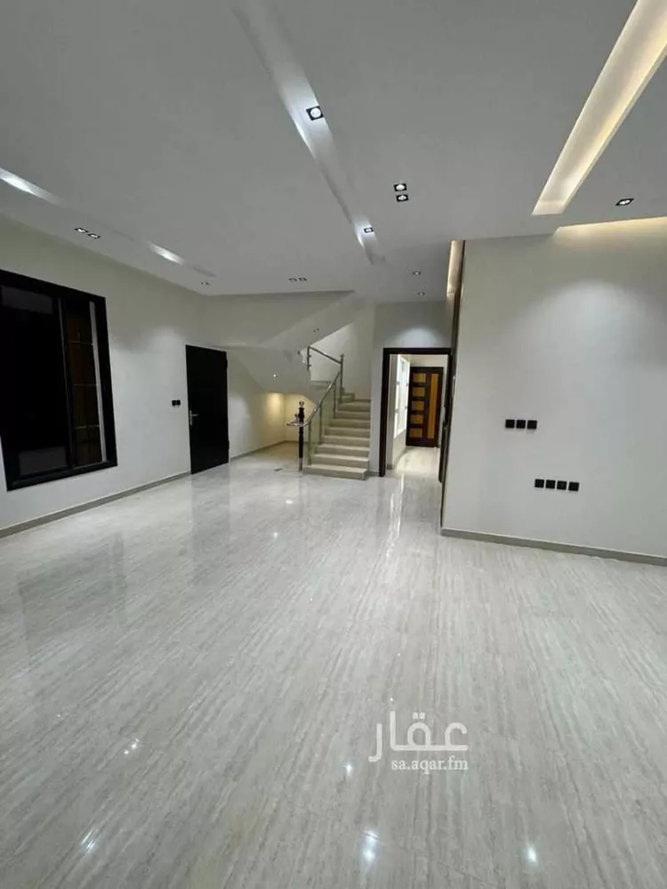 فيلا للبيع في شارع مسلم بن عبيدالله, حي الرمال, مدينة الرياض, منطقة الرياض صورة 2