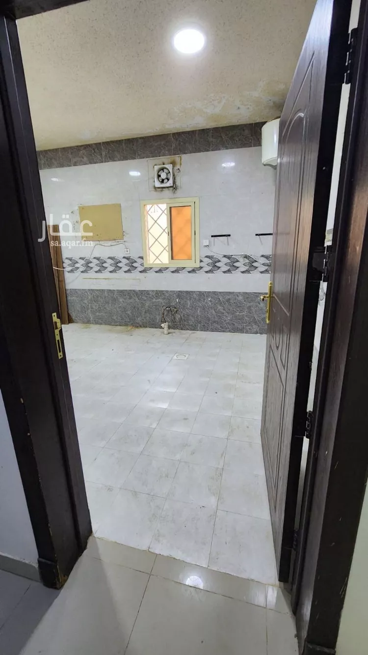 دور للبيع في شارع عبدالرحمن بن أبي ياسر, حي الرمال, مدينة الرياض, منطقة الرياض صورة 4