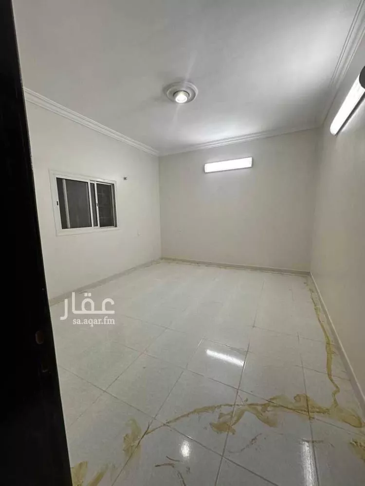 شقة للإيجار في شارع ابن الزبير الغرناطي, حي الرمال, مدينة الرياض, منطقة الرياض