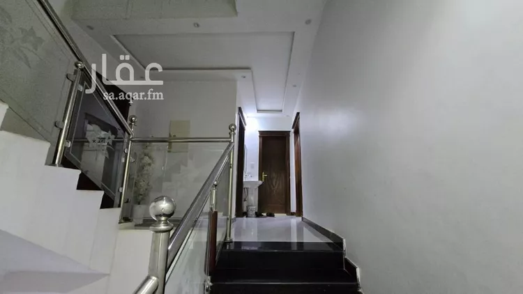 فيلا للبيع في شارع عبدالرحمن بن مرشد, حي الرمال, مدينة الرياض, منطقة الرياض صورة 2