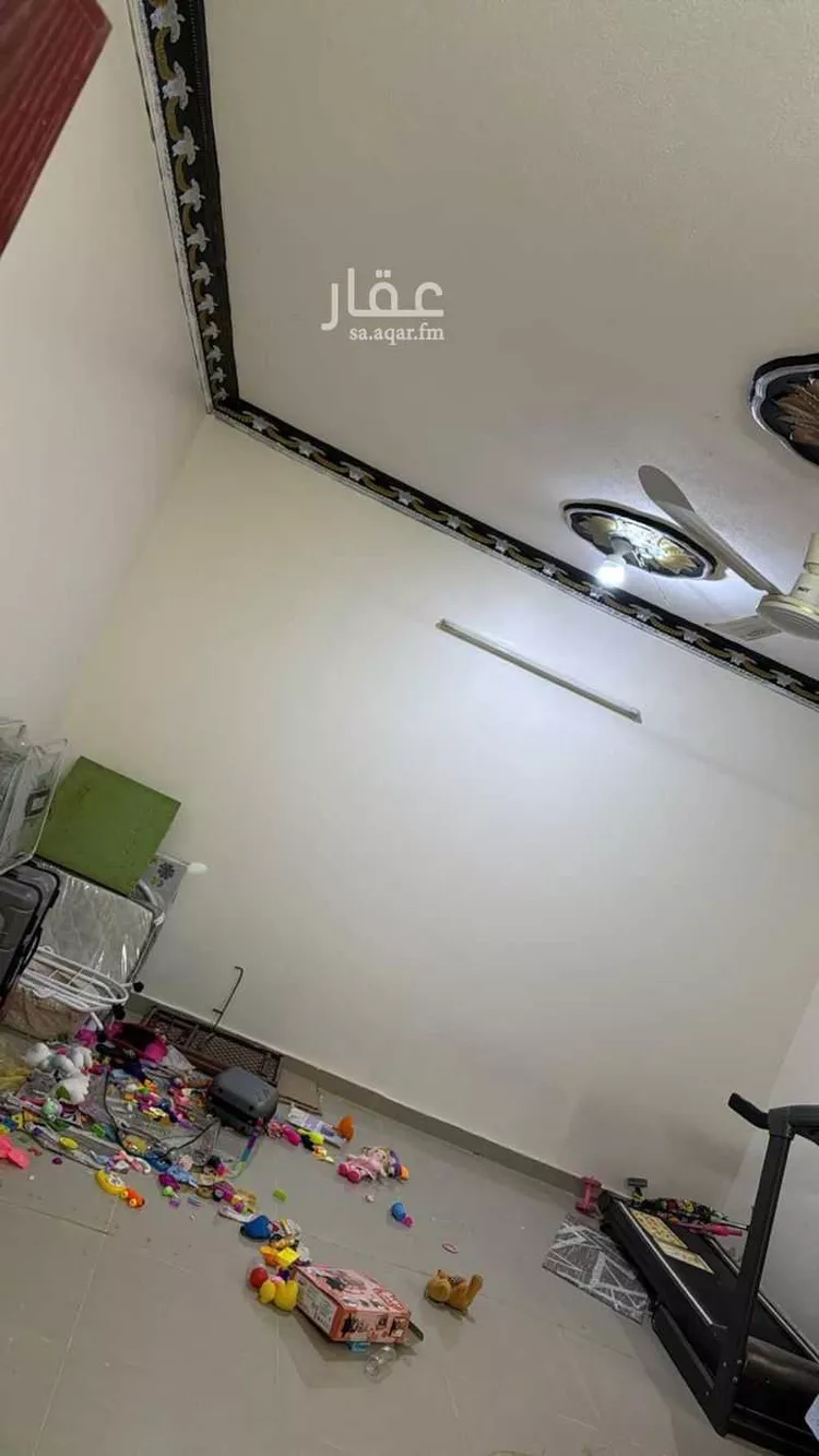 دور للبيع في شارع اريحا, حي النظيم, مدينة الرياض, منطقة الرياض صورة 2