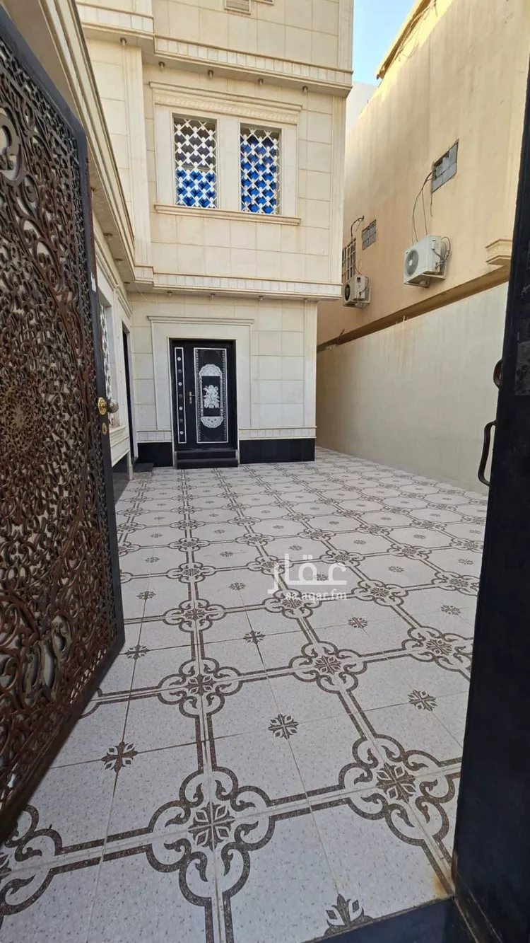 فيلا للبيع في شارع عبدالرحمن بن مرشد, حي الرمال, مدينة الرياض, منطقة الرياض صورة 4