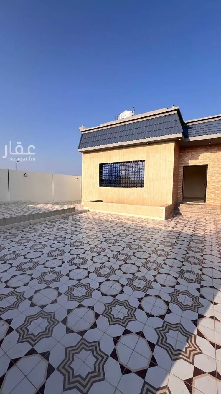 دور للبيع في شارع مثلث, مدينة المثلث بالحريضه, منطقة عسير صورة 4