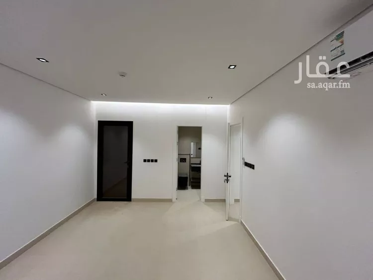 فيلا للإيجار في شارع عمر المالكي, حي العارض, مدينة الرياض, منطقة الرياض صورة 4