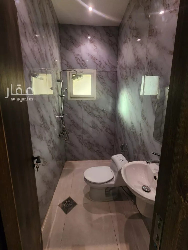 فيلا للإيجار في شارع عبدالجبار الحصري, حي النرجس, مدينة الرياض, منطقة الرياض 12