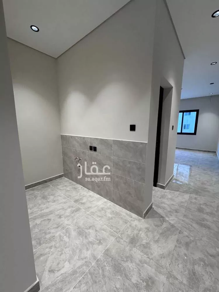 شقة للبيع في شارع رفحاء, حي الحمراء, مدينة الخبر, المنطقة الشرقية 6