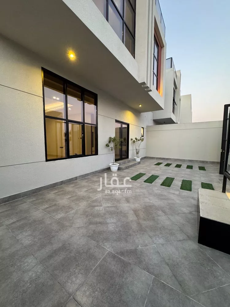 فيلا للبيع في شارع ابراهيم بن عفيصان, حي الصدفة, مدينة الدمام, المنطقة الشرقية صورة 5
