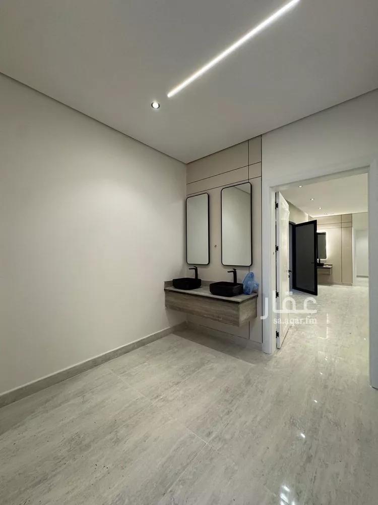 فيلا للبيع في شارع المقداد ابن عمرو, حي ضاحية الملك فهد, مدينة الدمام, المنطقة الشرقية صورة 2