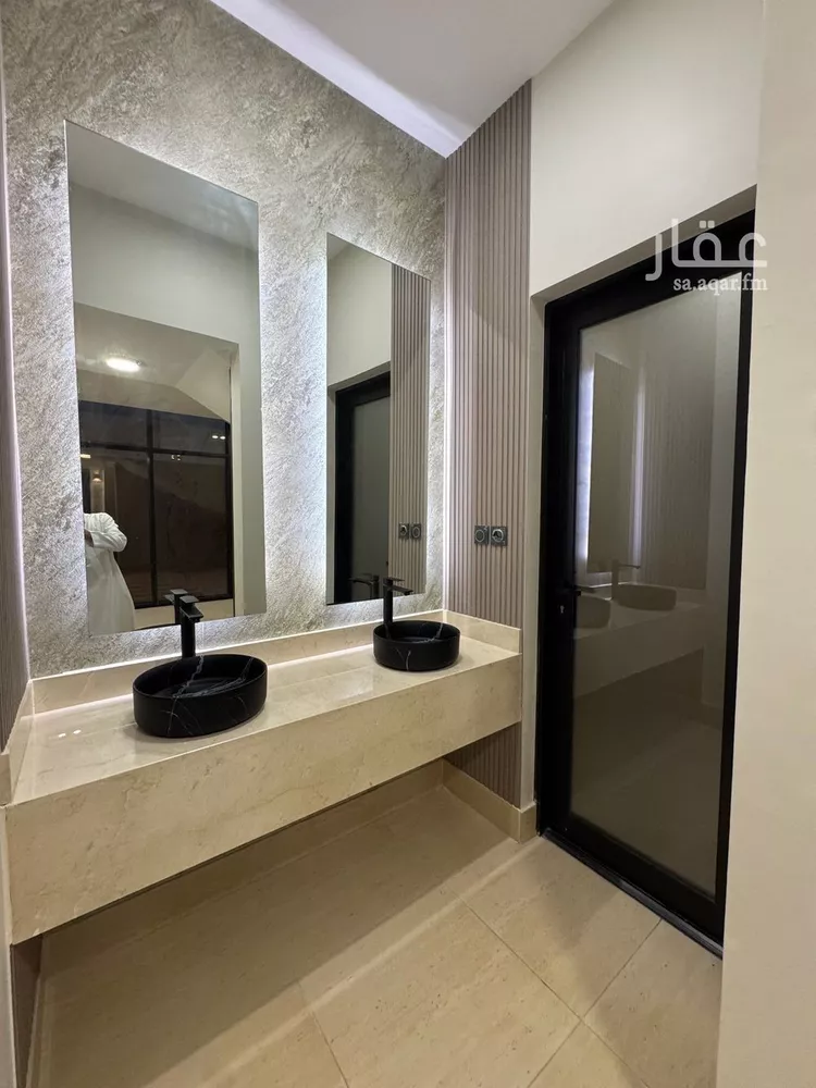 فيلا للبيع في شارع ابراهيم بن عفيصان, حي الصدفة, مدينة الدمام, المنطقة الشرقية صورة 4