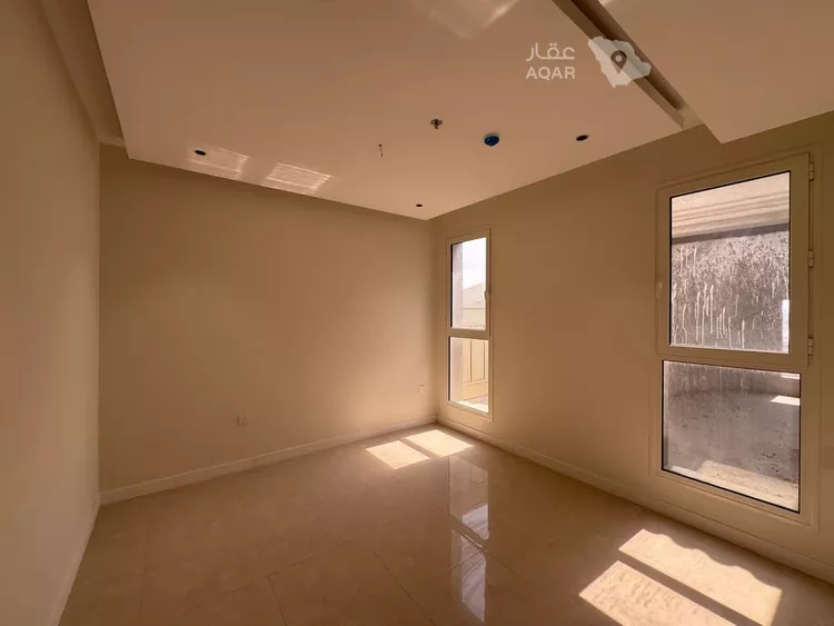 Apartment for Sale in Dhahran Al Jame'ah 7