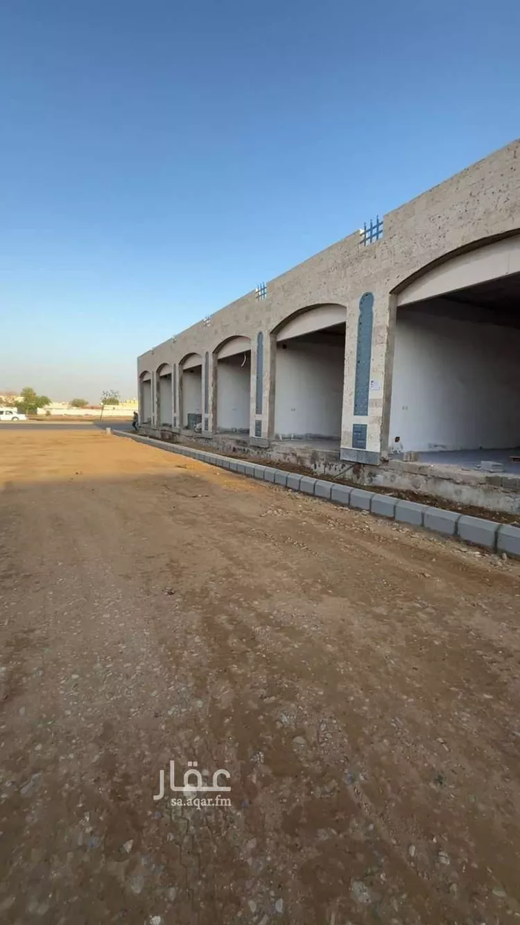 عمارة للإيجار في شارع الملك فهد ابن عبدالعزيز سعود, حي السميرى, مدينة ينبع, منطقة المدينة المنورة صورة 2