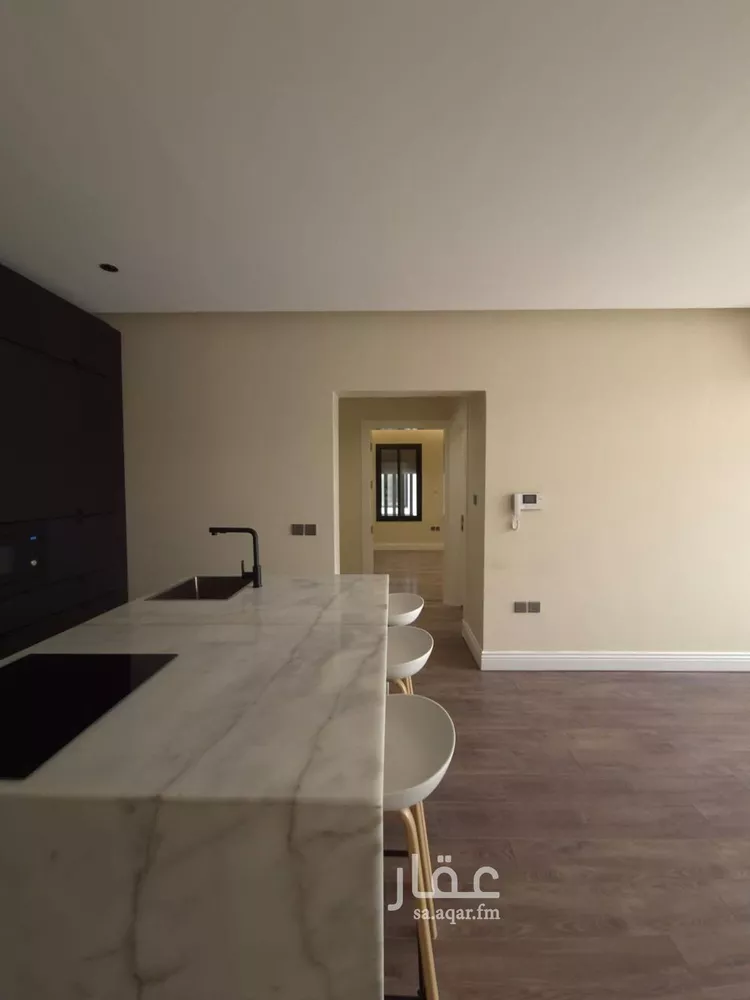 شقة للإيجار في شارع محمد بن عبدالعزيز الدغيثر, حي الملقا, مدينة الرياض, منطقة الرياض صورة 2