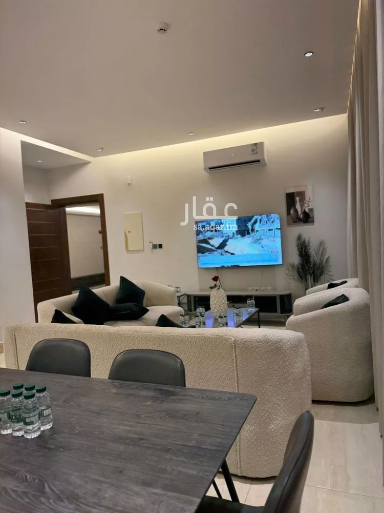 شقة للإيجار في شارع محمد بن عبدالعزيز الدغيثر, حي الملقا, مدينة الرياض, منطقة الرياض