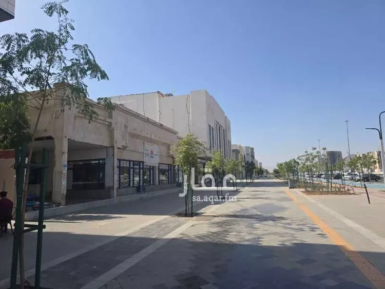 محل للإيجار في شارع طريق الهجرة, حي القصواء, مدينة المدينة المنورة, منطقة المدينة المنورة صورة 2