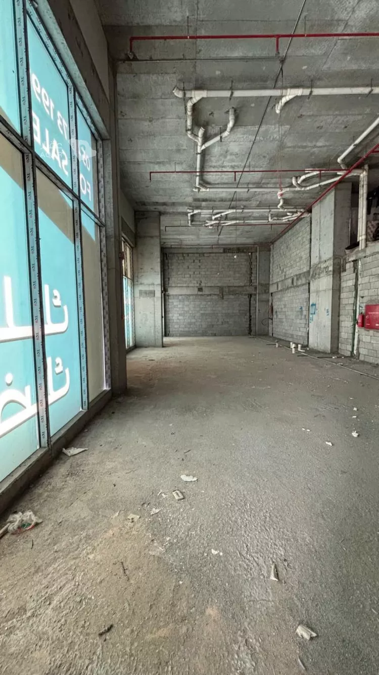 محل للبيع في شارع الملك عبد الله, حي المنار, مدينة الدمام, المنطقة الشرقية 5