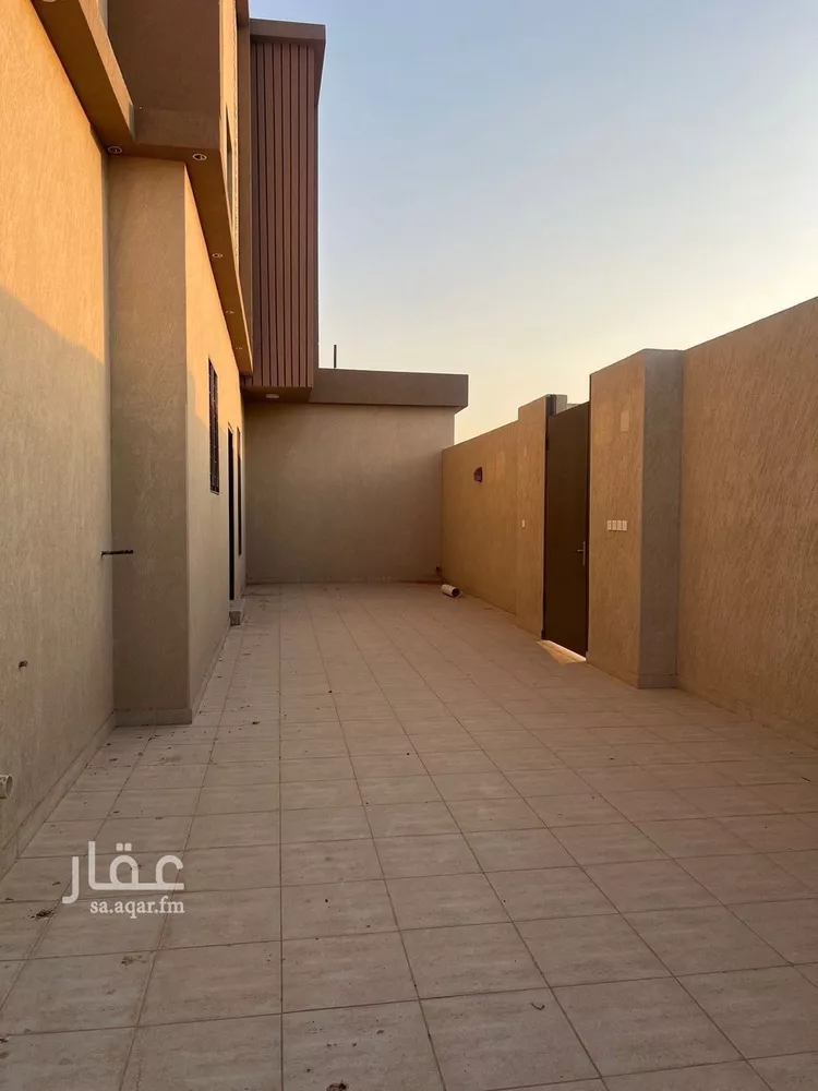 فيلا للبيع في شارع شارع إبراهيم بن الأغلب, حي الأمل, مدينة البكيريه, منطقة القصيم صورة 3