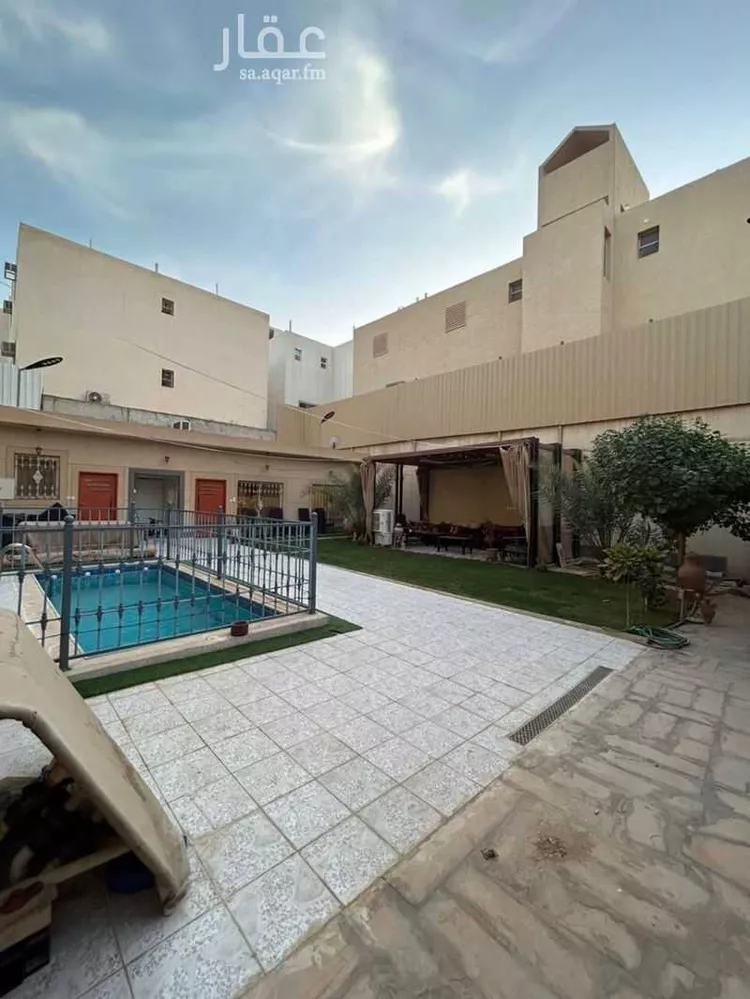 استراحة للبيع في شارع النمور, حي عكاظ, مدينة الرياض, منطقة الرياض صورة 4