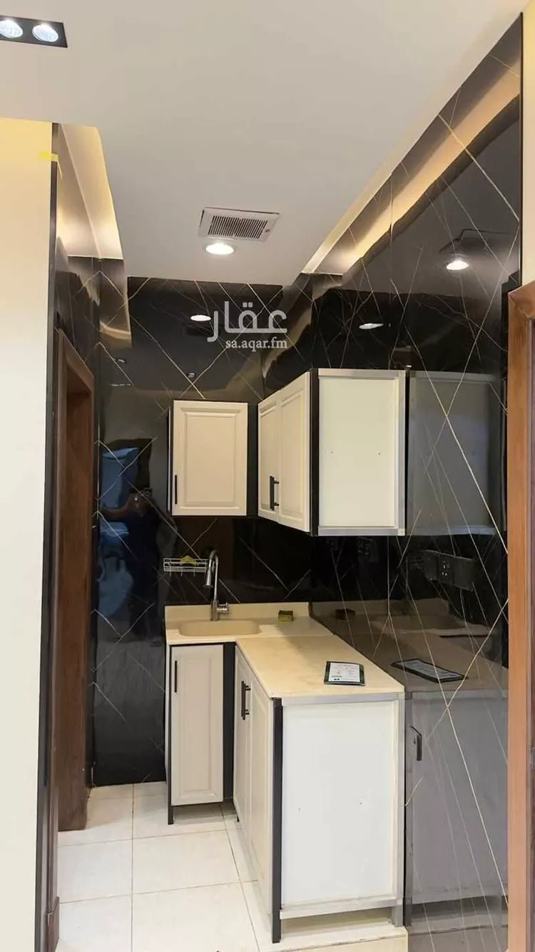 شقة للإيجار في محطة كهرباء حي قرطبة ، شارع منجد ، حي قرطبة ، الرياض ، منطقة الرياض صورة 3