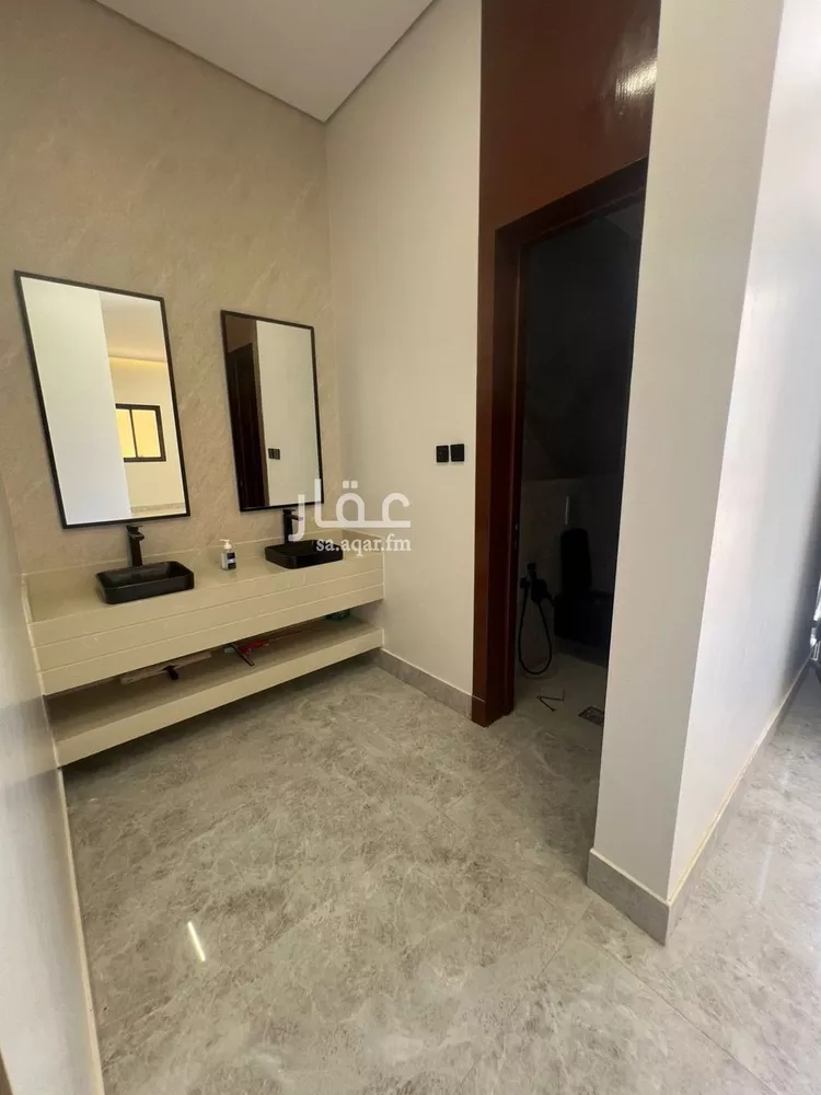 دور للبيع في شارع عثمان بن اليمان, حي البيان, مدينة الرياض, منطقة الرياض صورة 3