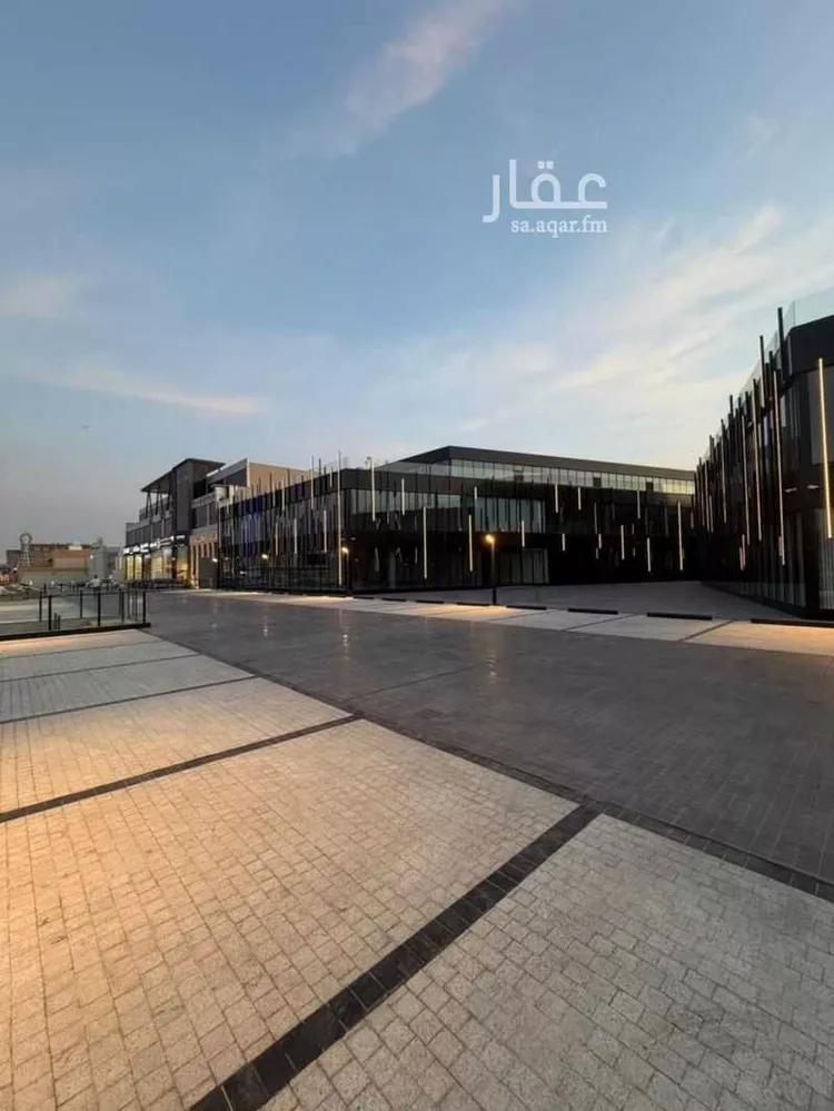 مكتب تجاري للإيجار في شارع الملك عبدالعزيز ابن عبدالرحمن سعود, حي الربيع, مدينة الرياض, منطقة الرياض صورة 2