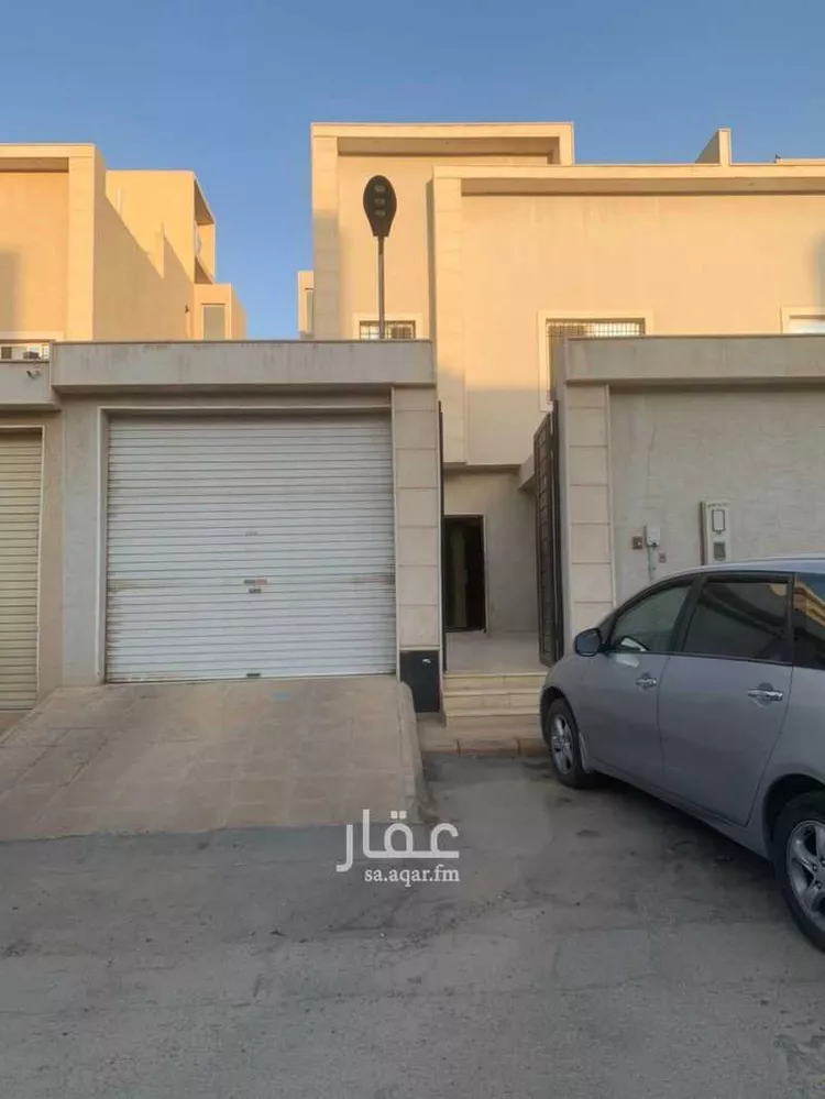 فيلا للبيع في شارع موسي الرازي, حي عكاظ, مدينة الرياض, منطقة الرياض