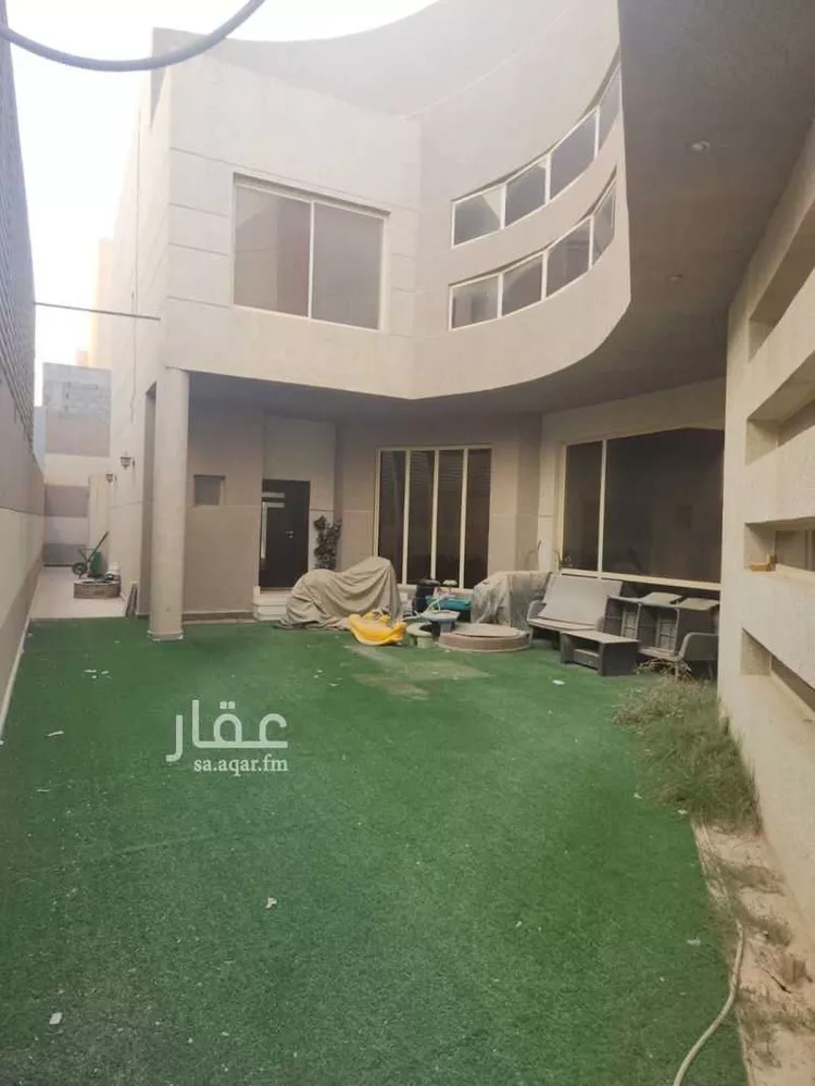 فيلا للإيجار في شارع رقم 451 ، حي الملقا ، الرياض ، منطقة الرياض