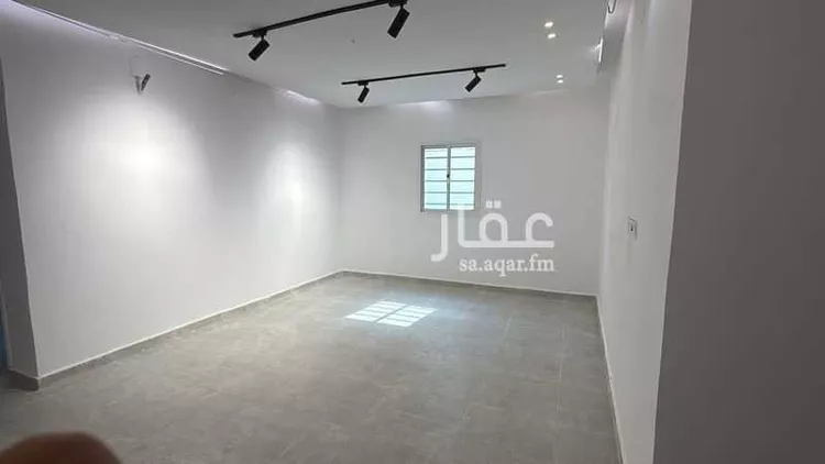 Floor for Rent in Abu `Arish Al Mahdgh