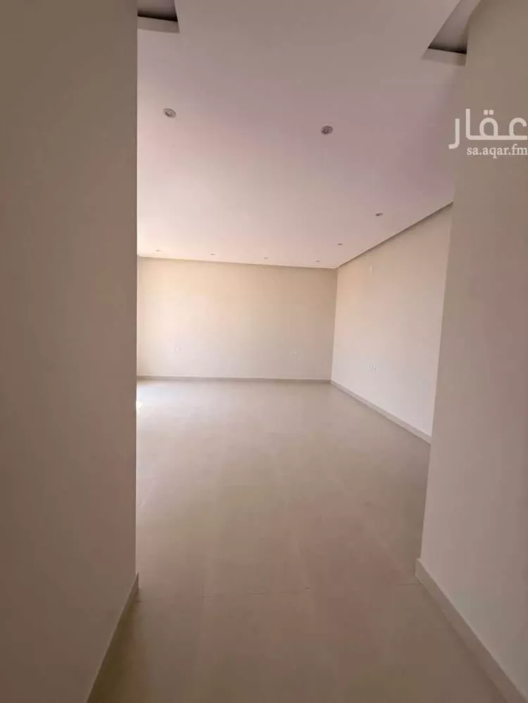 فيلا للبيع في شارع احمد الاواني, حي الملك سلمان بن عبد العزيز, مدينة رياض الخبراء, منطقة القصيم 7
