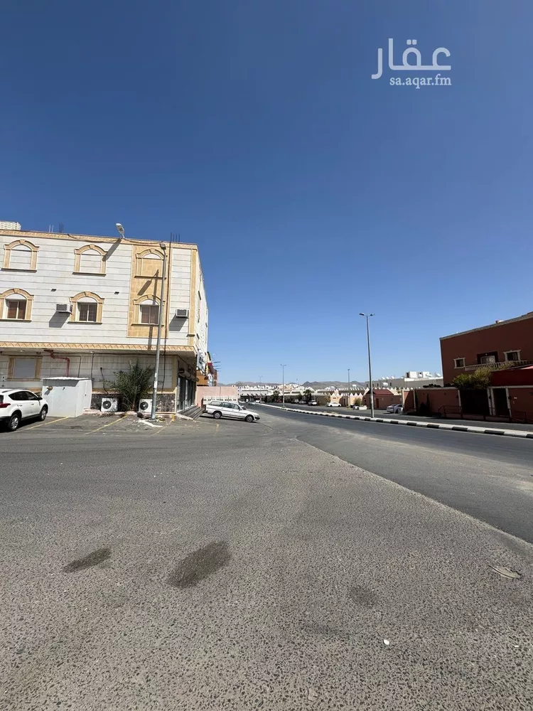 عمارة للبيع في شارع سالم حسان هريس السفياني, حي الأخباب, مدينة الطائف, منطقة مكة المكرمة صورة 4
