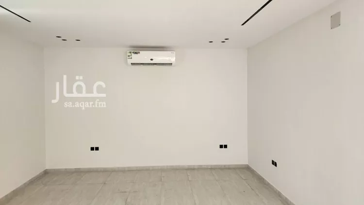 فيلا للبيع في شارع عقرباء 232, حي عقرباء, مدينة امارة منطقة الرياض - الجبيله, منطقة الرياض صورة 2