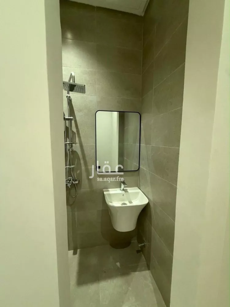 Apartment for Rent in Riyadh Al Yarmouk 12