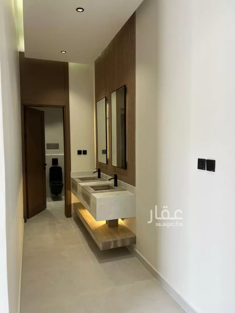 فيلا للبيع في شارع 446, حي عقرباء, مدينة الجبيلة, منطقة الرياض صورة 3