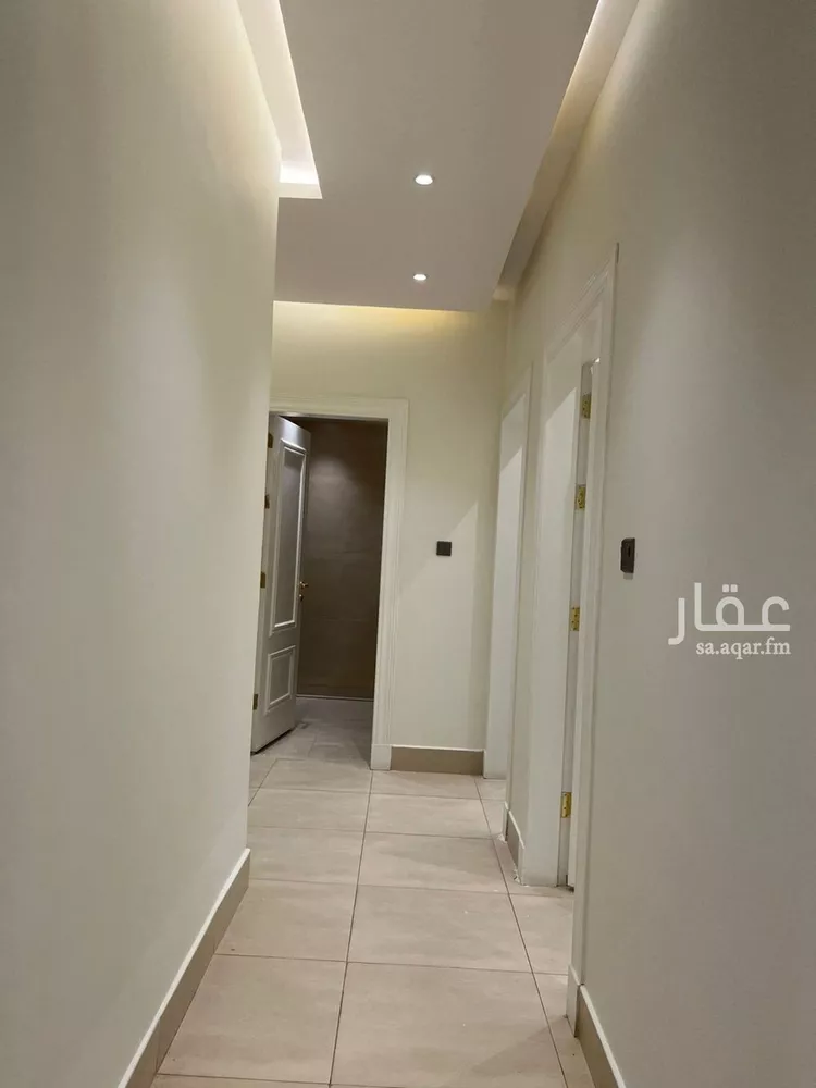 دور للإيجار في شارع رقم 358, حي الملقا, مدينة الرياض, منطقة الرياض صورة 5
