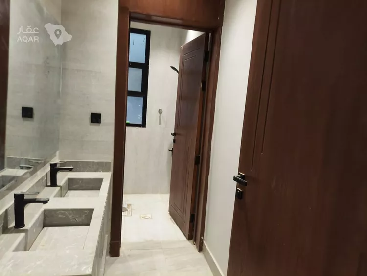 Floor for Rent in Riyadh Badr 18