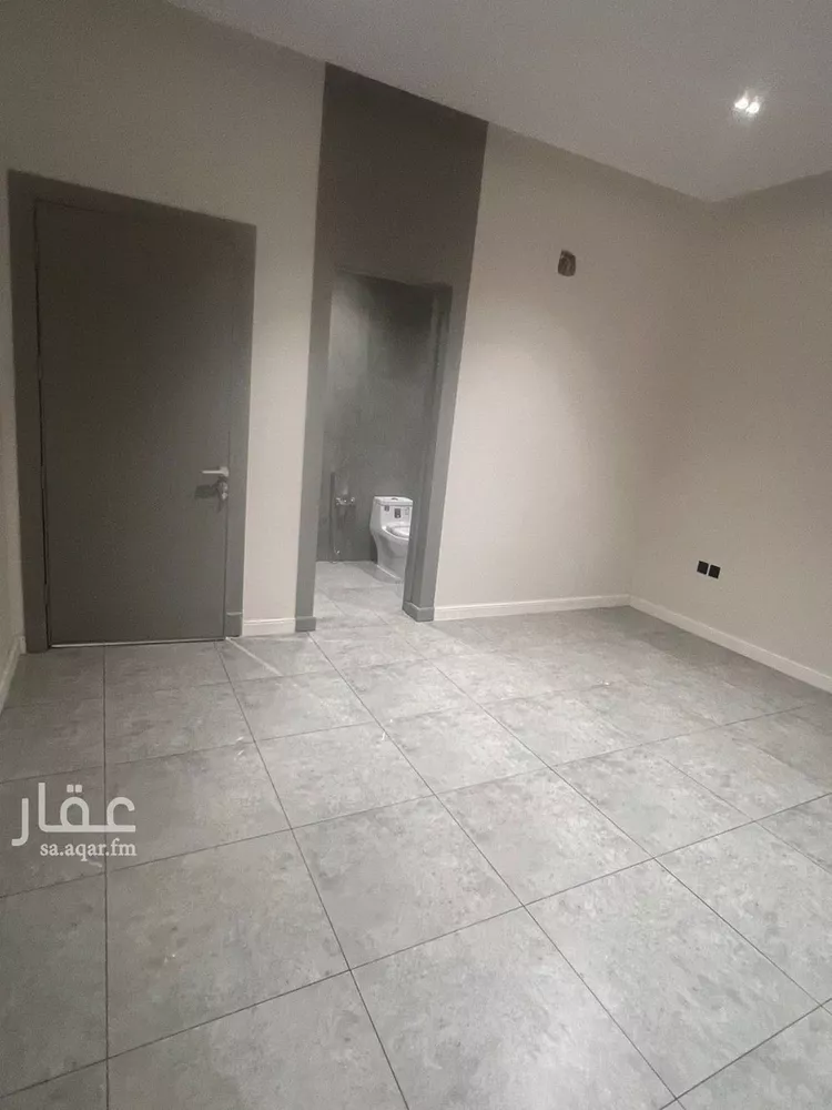 دور للبيع في شارع فهد المارك, حي الرمال, مدينة الرياض, منطقة الرياض صورة 3