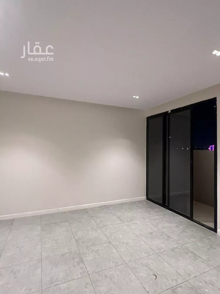 دور للبيع في شارع فهد المارك, حي الرمال, مدينة الرياض, منطقة الرياض صورة 5