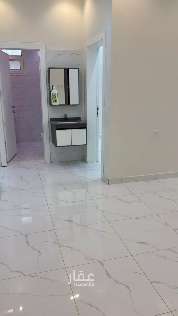 شقة للإيجار في شارع ينبع, حي ظهرة لبن, مدينة الرياض, منطقة الرياض
