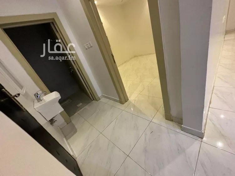 شقة للإيجار في شارع أبي عبيدة النابلسي, حي عكاظ, مدينة الرياض, منطقة الرياض صورة 4