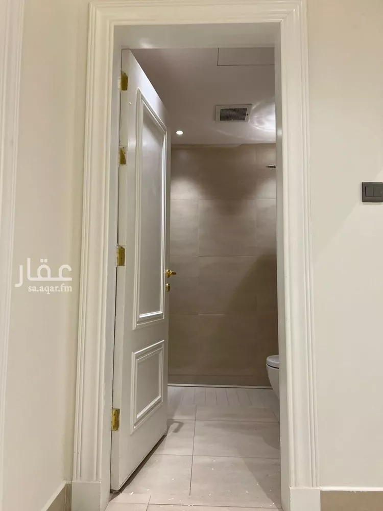 دور للإيجار في شارع رقم 358, حي الملقا, مدينة الرياض, منطقة الرياض صورة 2