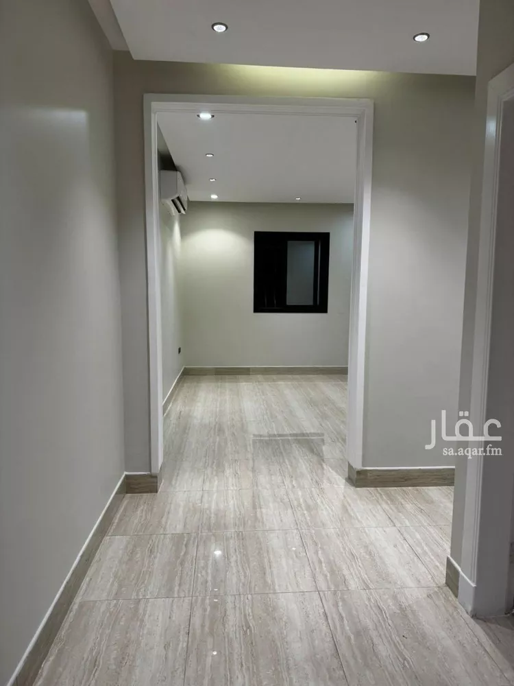 دور للإيجار في شارع رقم 300, حي الملقا, مدينة الرياض, منطقة الرياض صورة 2